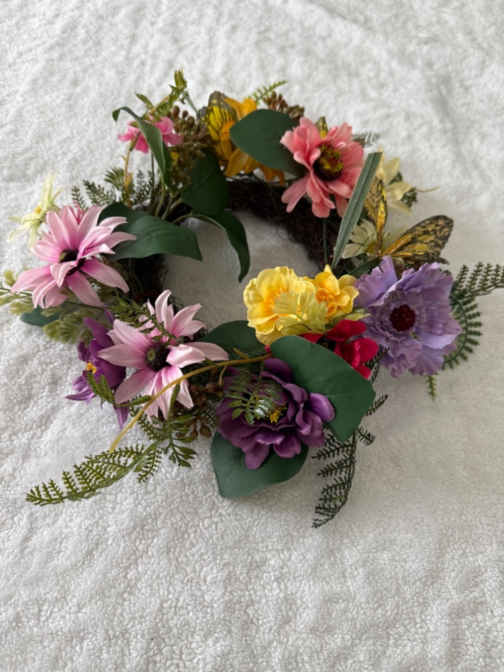 Small Spring Wreath - Picture 2 of 6